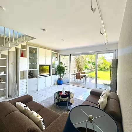 Grosszuegige Ueber 2 Ebene In Landschaftlich Schoener Lage Mit Gartenblick Daire *