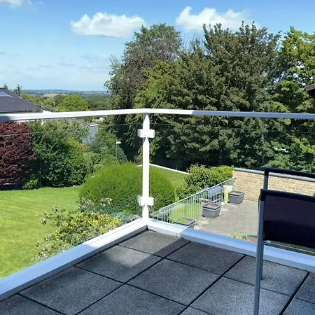 Daire Grosszuegige Ueber 2 Ebene In Landschaftlich Schoener Lage Mit Gartenblick